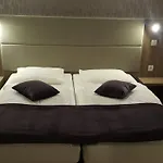 Hotel Alpina