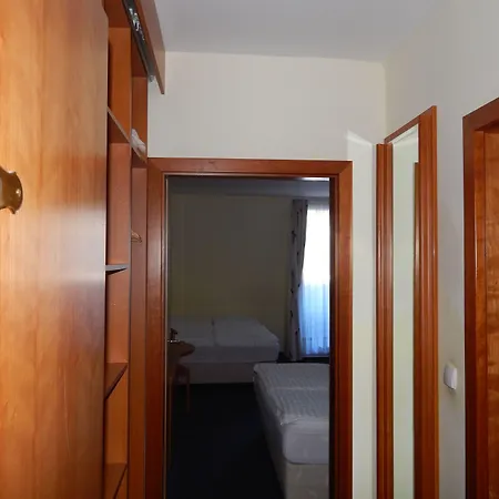 Alpina Hotel